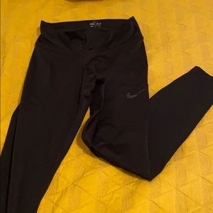 Black Nike Leggings with pocket